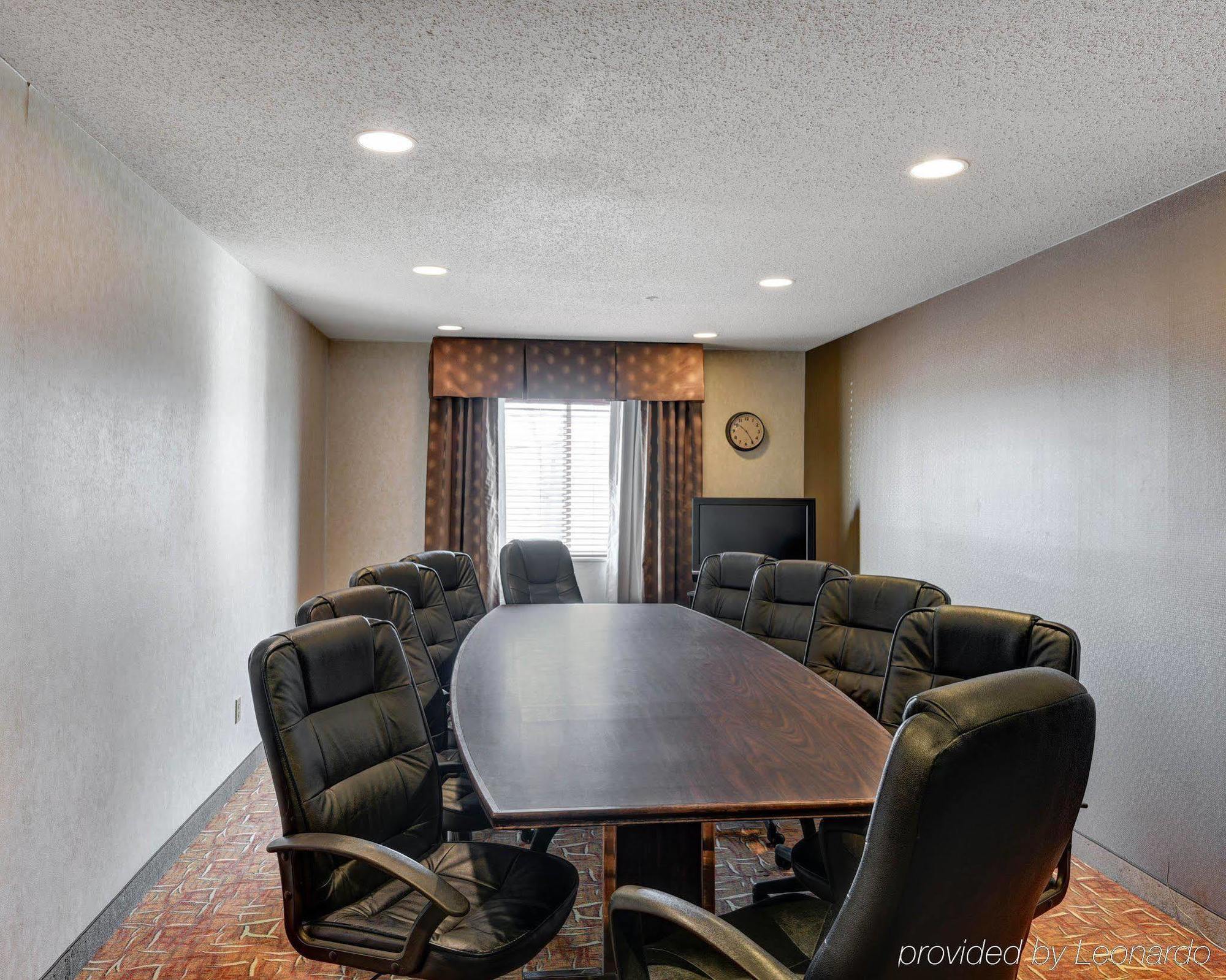 Comfort Inn Painesville Екстериор снимка